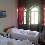 Hotel River
