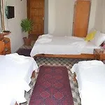 River Hotel 3*