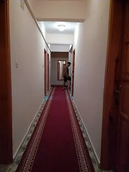 Hotel River 3*